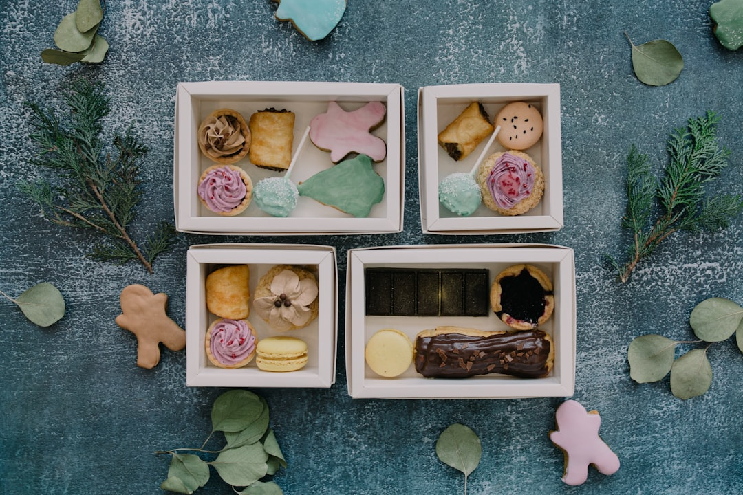 Pasteries & Treat boxes image